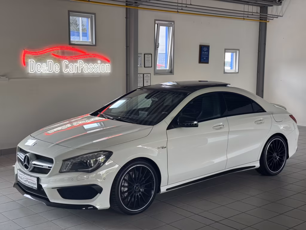 Mercedes-Benz CLA 45 AMG