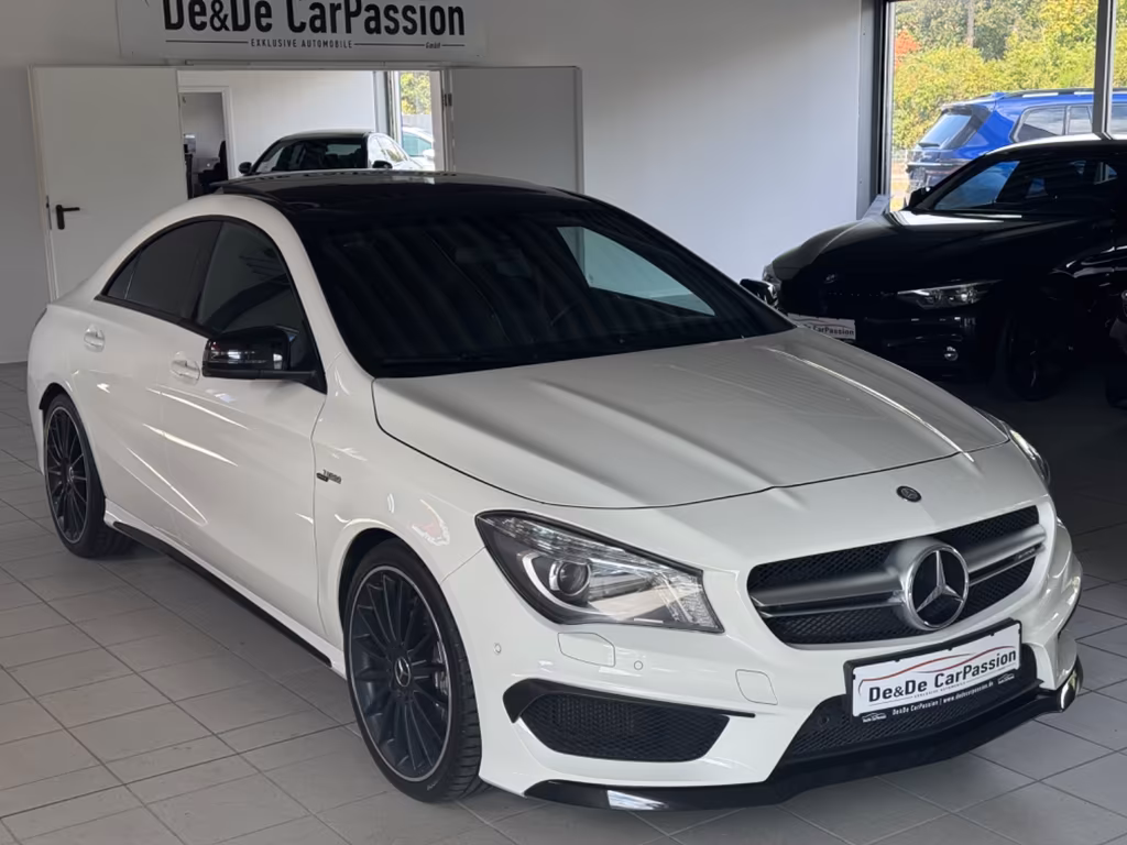 Mercedes-Benz CLA 45 AMG