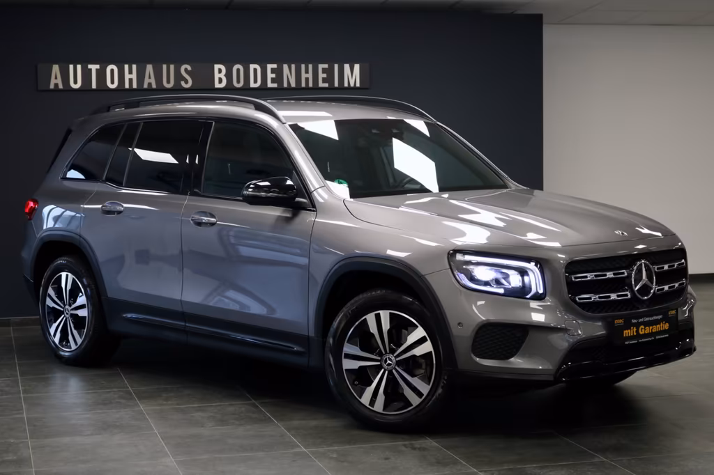Mercedes-Benz GLB 180