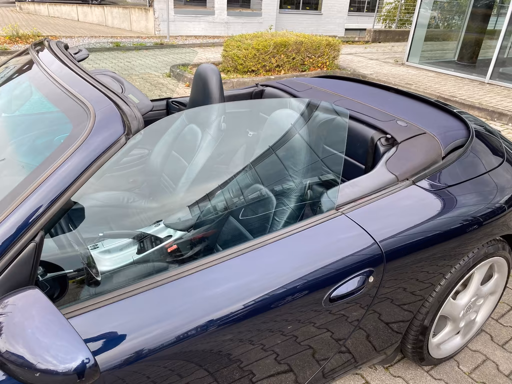 Porsche 996
