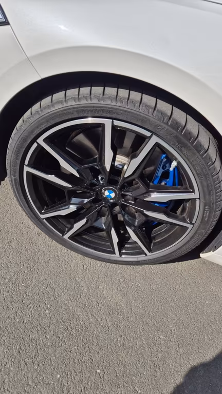 BMW M850