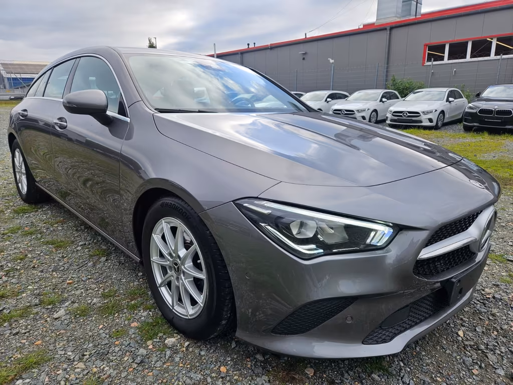 Mercedes-Benz CLA 200 Shooting Brake