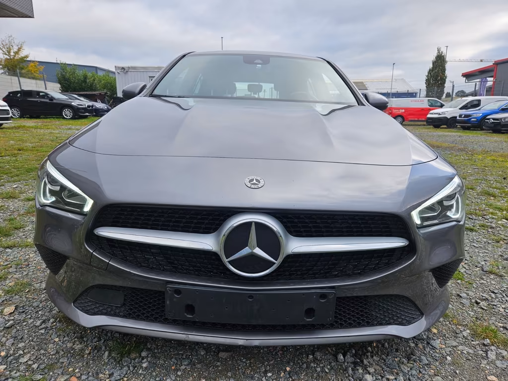 Mercedes-Benz CLA 200 Shooting Brake