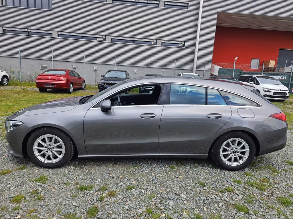 Mercedes-Benz CLA 200 Shooting Brake