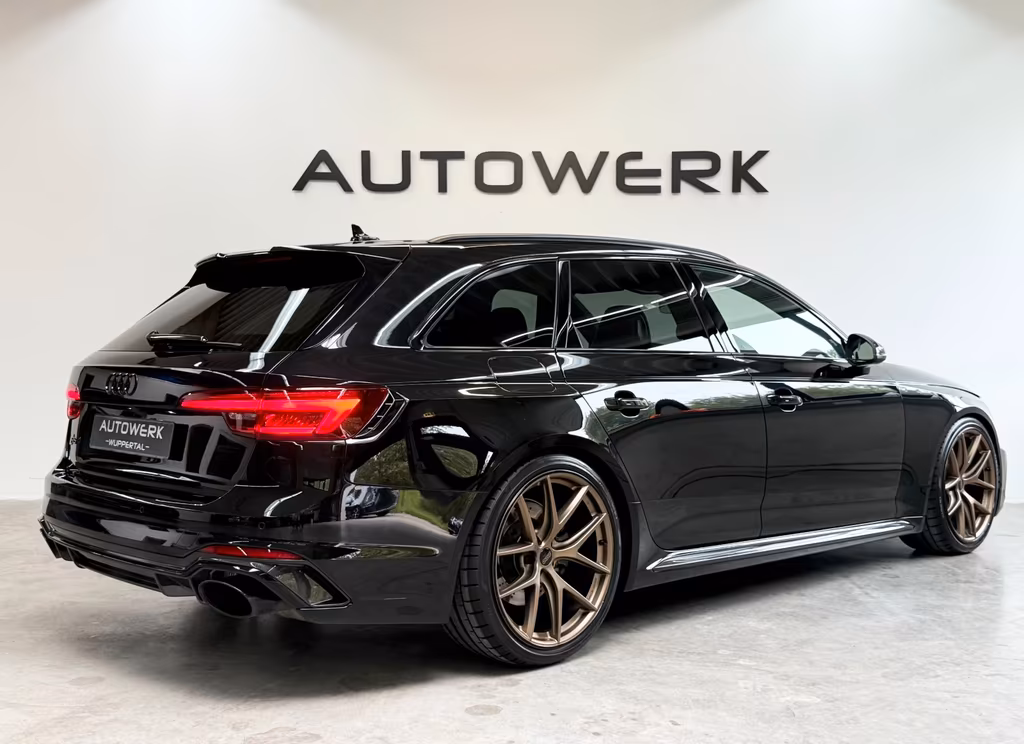 Audi RS4