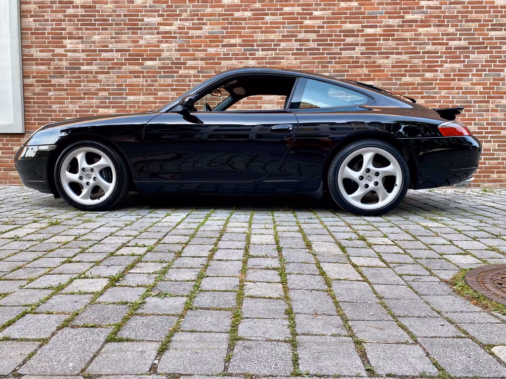 Porsche 996