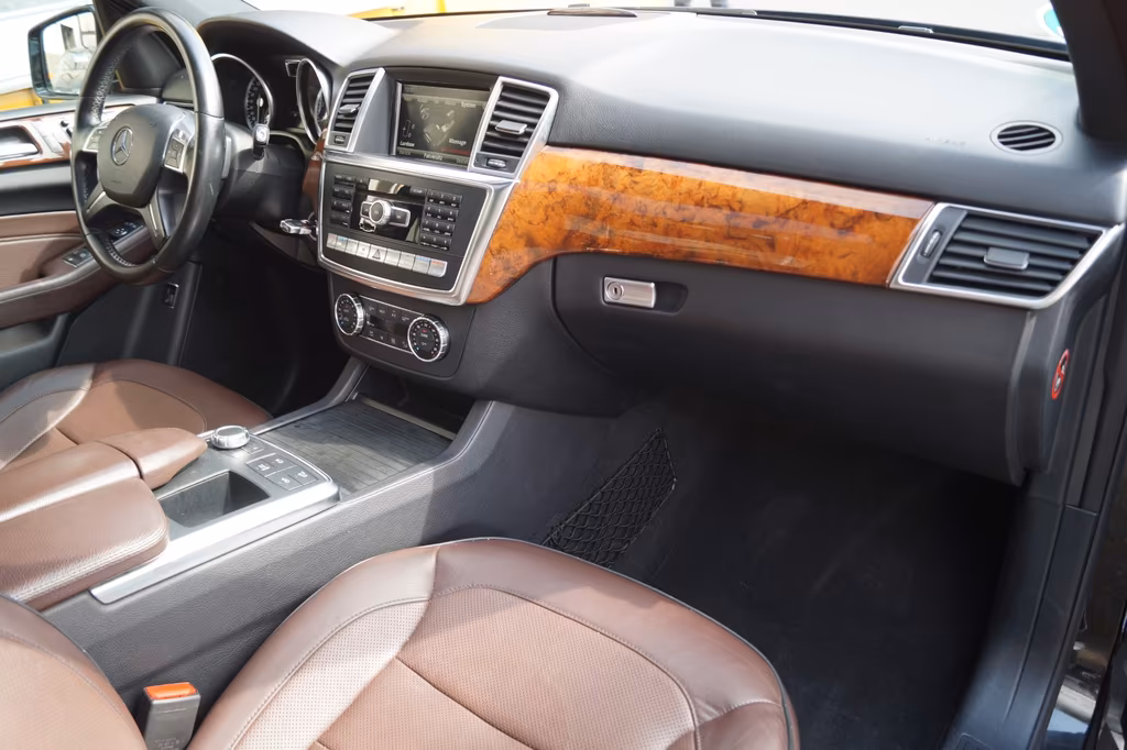 Mercedes-Benz ML 500