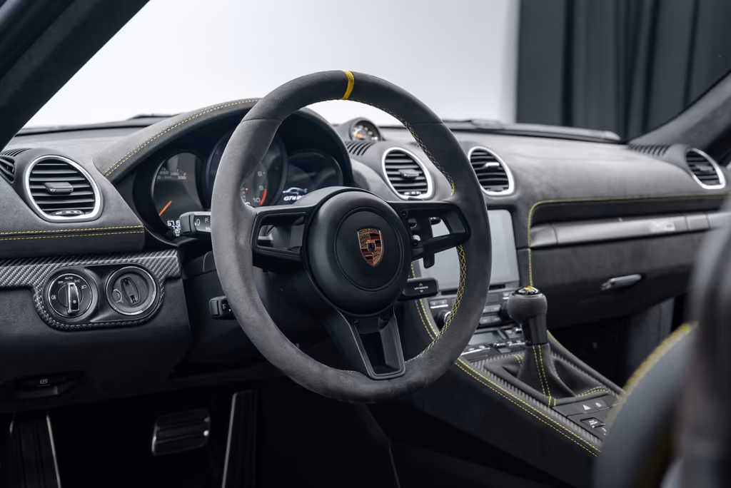 Porsche Cayman
