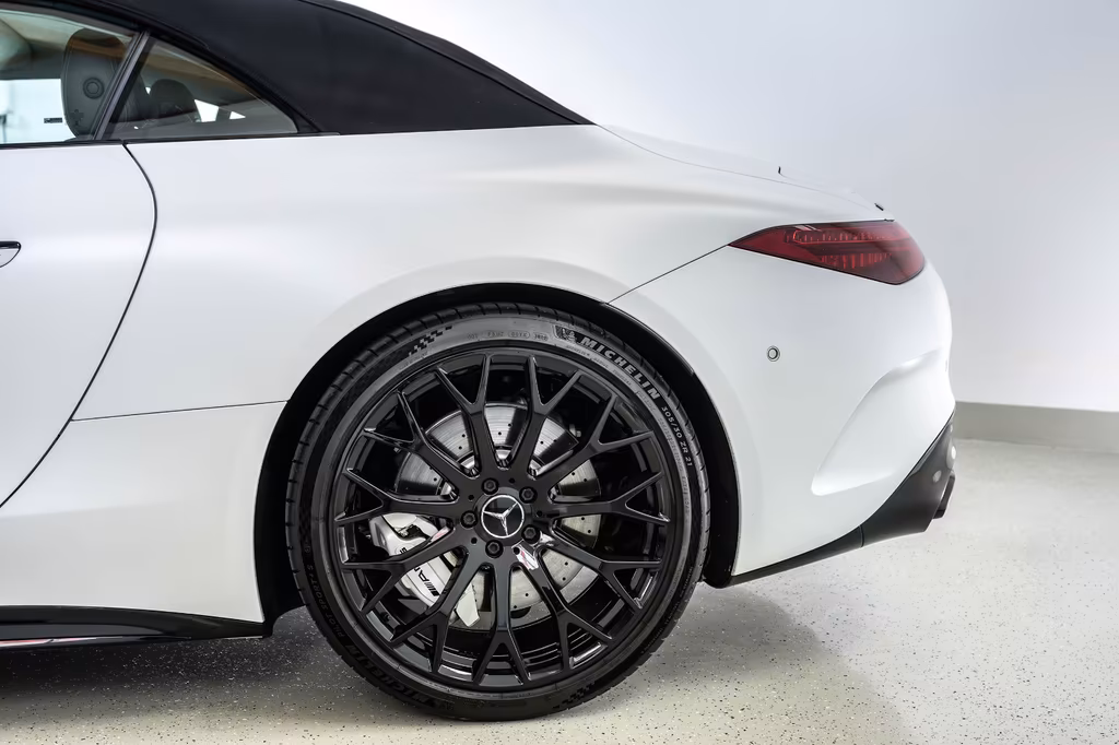 Mercedes-Benz SL 63 AMG