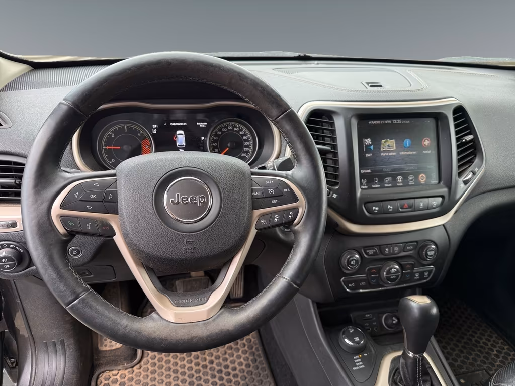 Jeep Cherokee