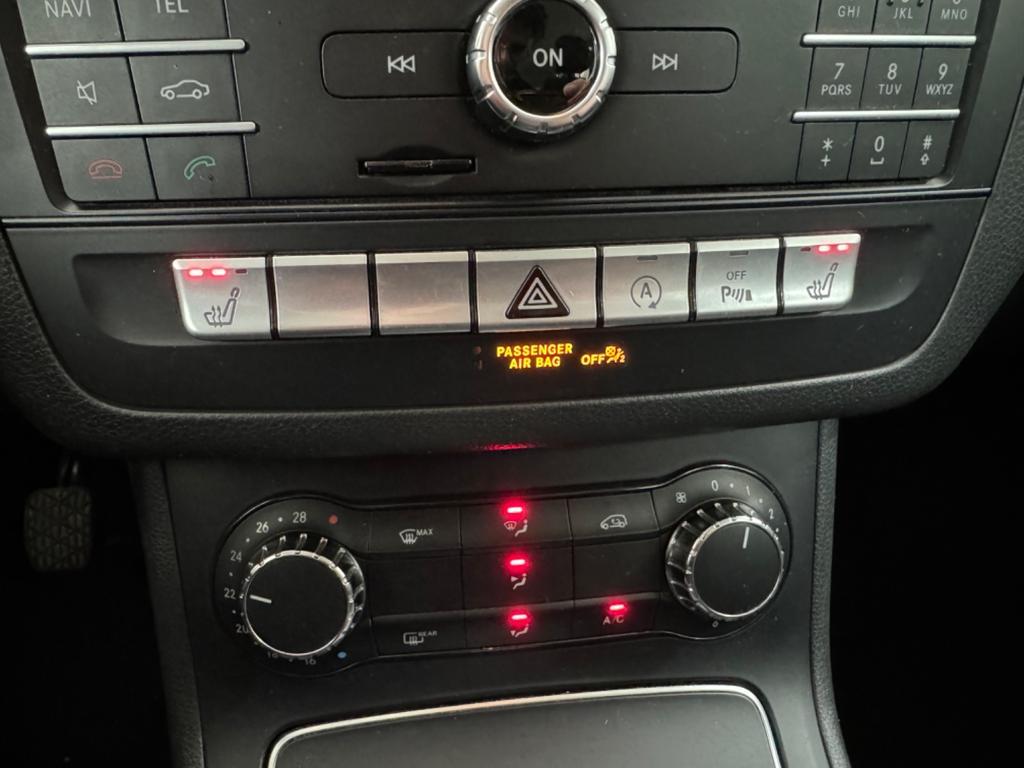 Mercedes-Benz B 180