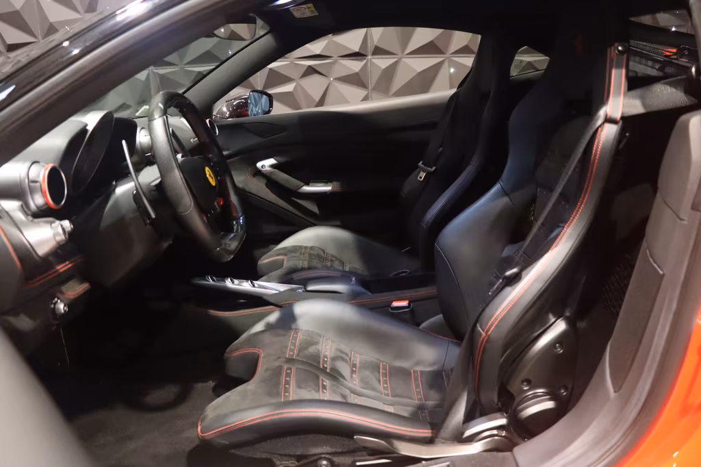 Ferrari F8