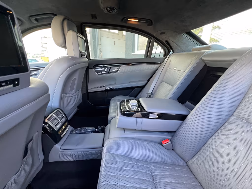 Mercedes-Benz S 600