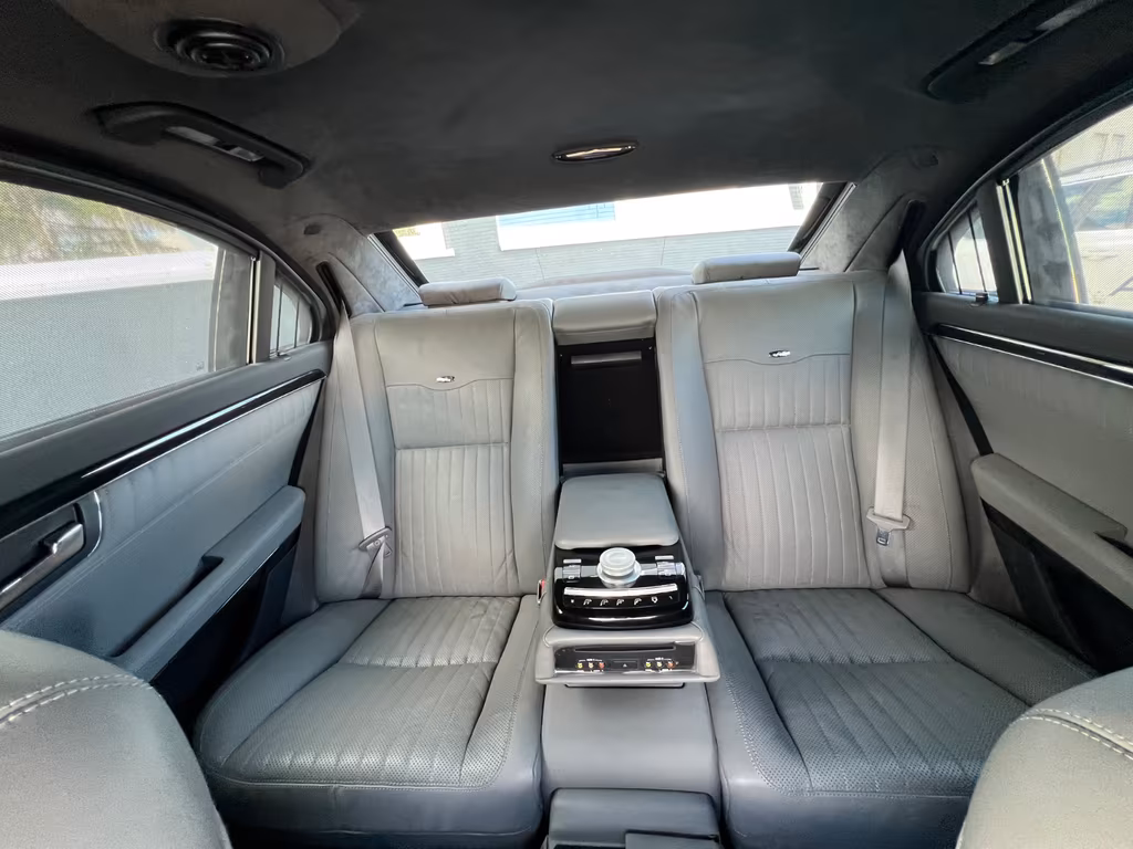 Mercedes-Benz S 600