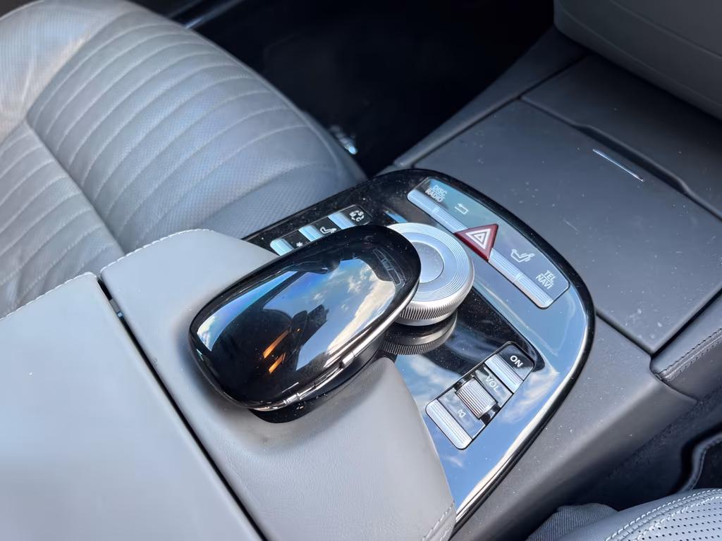 Mercedes-Benz S 600