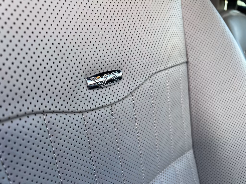 Mercedes-Benz S 600