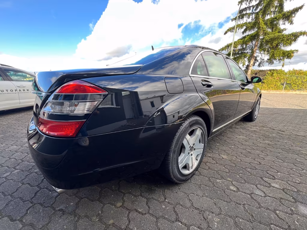 Mercedes-Benz S 600