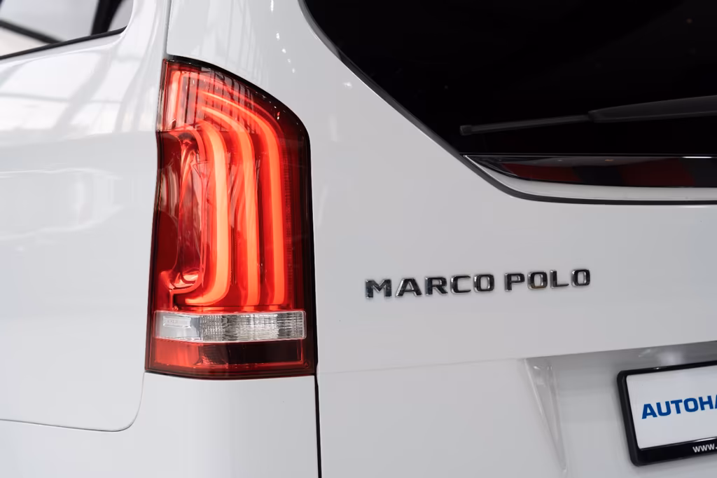 Mercedes-Benz V 220