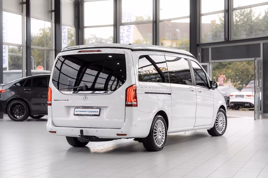 Mercedes-Benz V 220