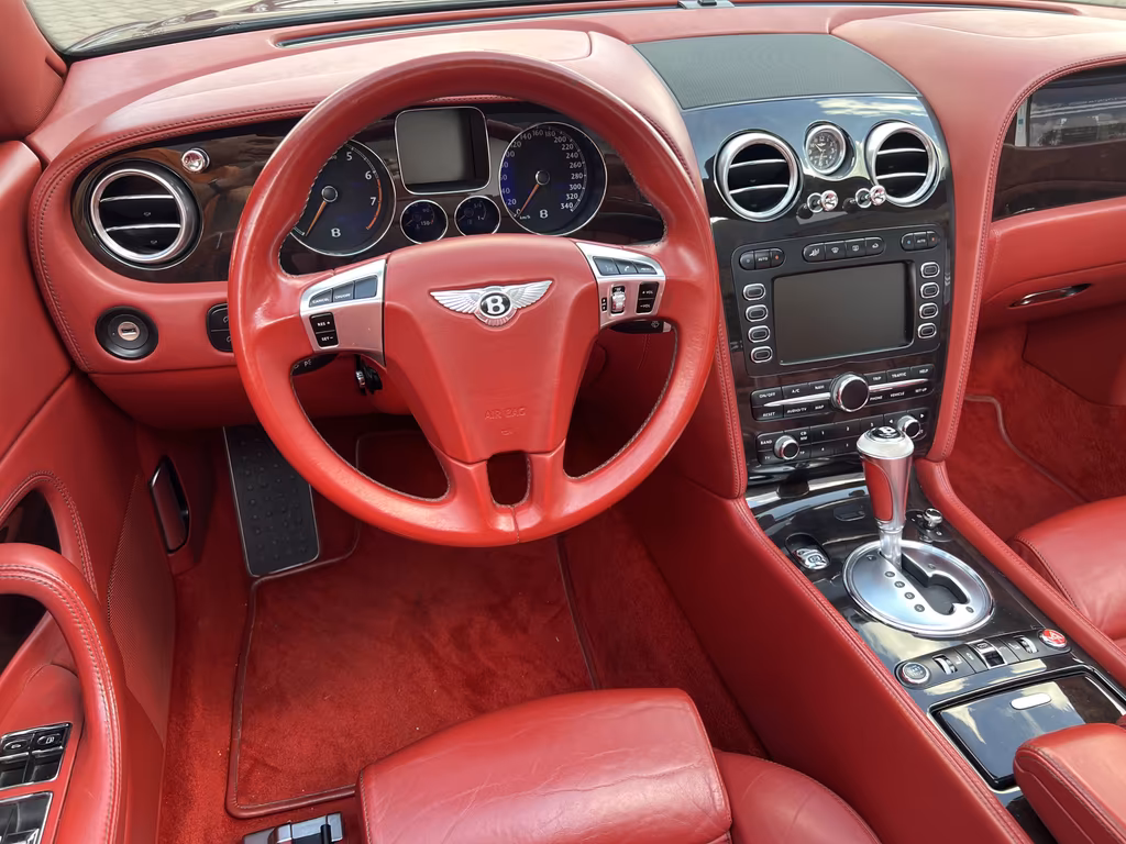Bentley Continental GTC