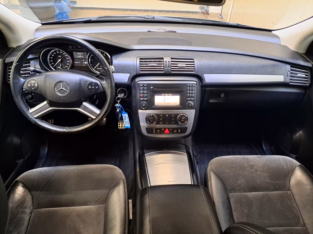 Mercedes-Benz R 350