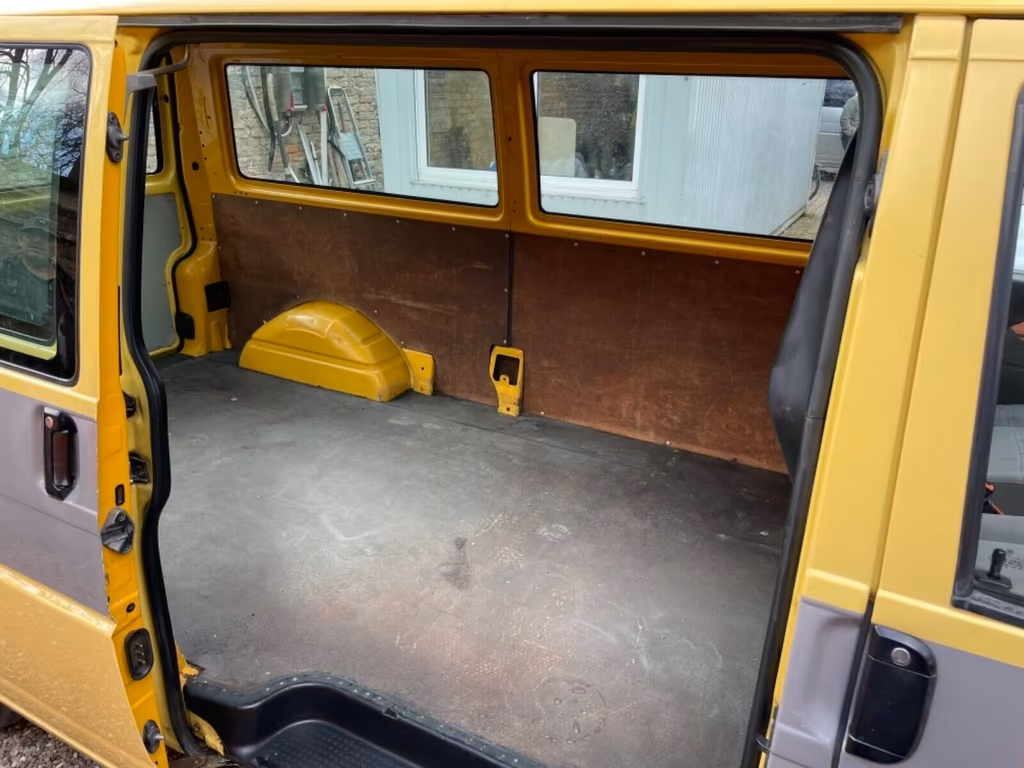 Volkswagen T4 Caravelle
