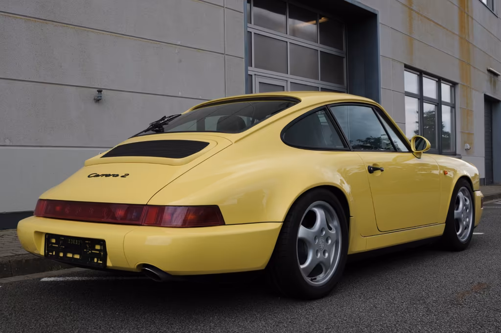 Porsche 964