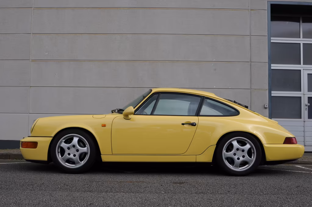 Porsche 964