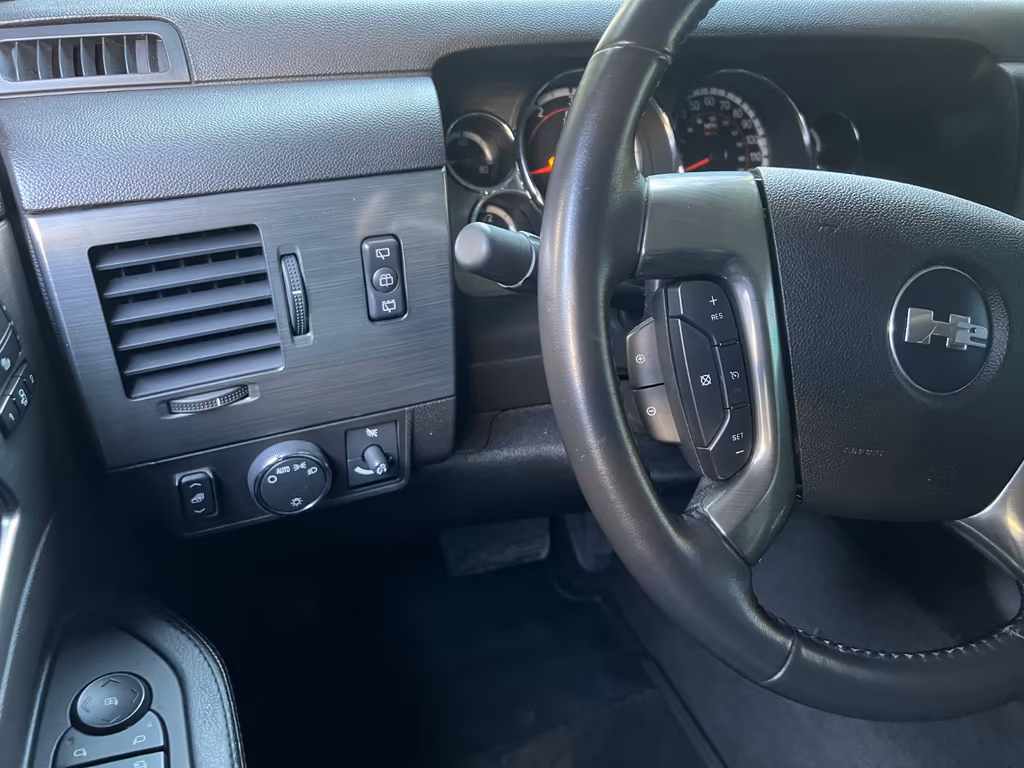 Hummer H2