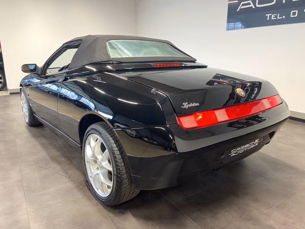 Alfa Romeo Spider