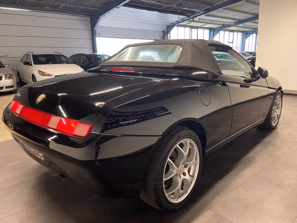 Alfa Romeo Spider