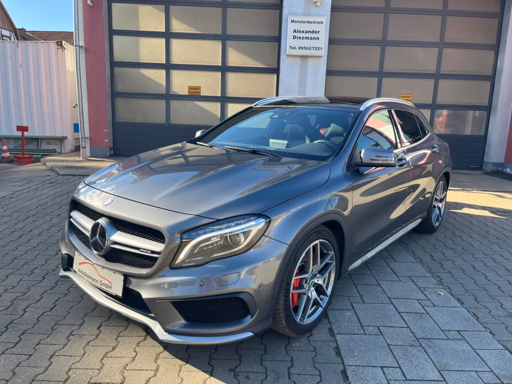 Mercedes-Benz GLA 45 AMG