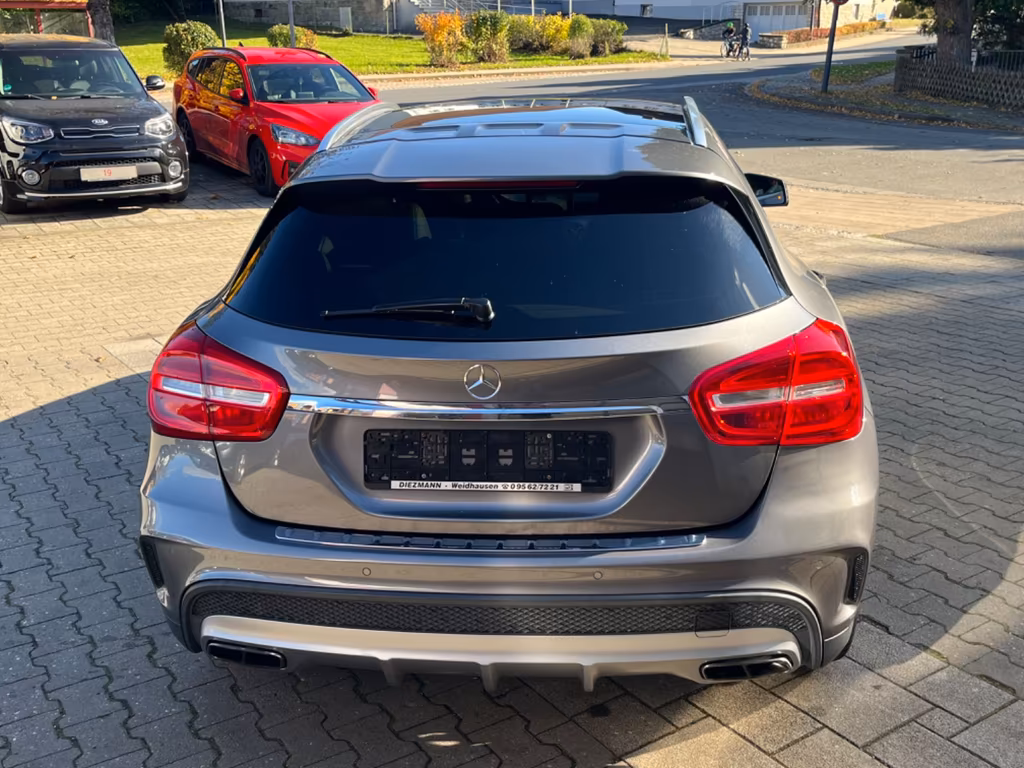 Mercedes-Benz GLA 45 AMG