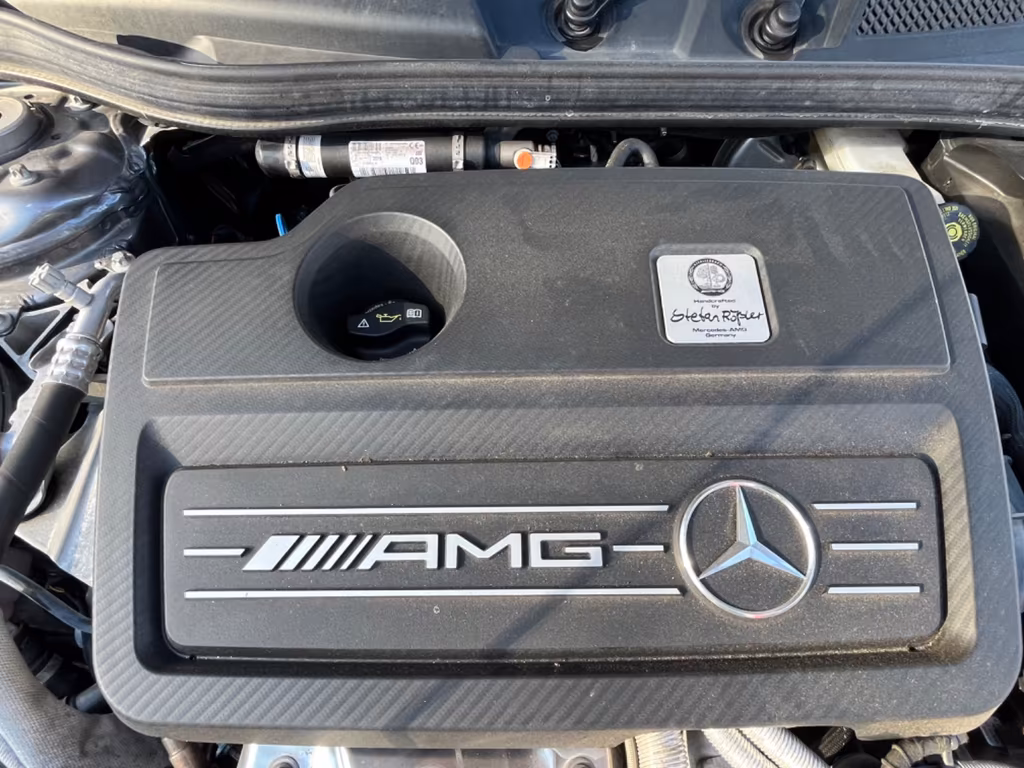 Mercedes-Benz GLA 45 AMG