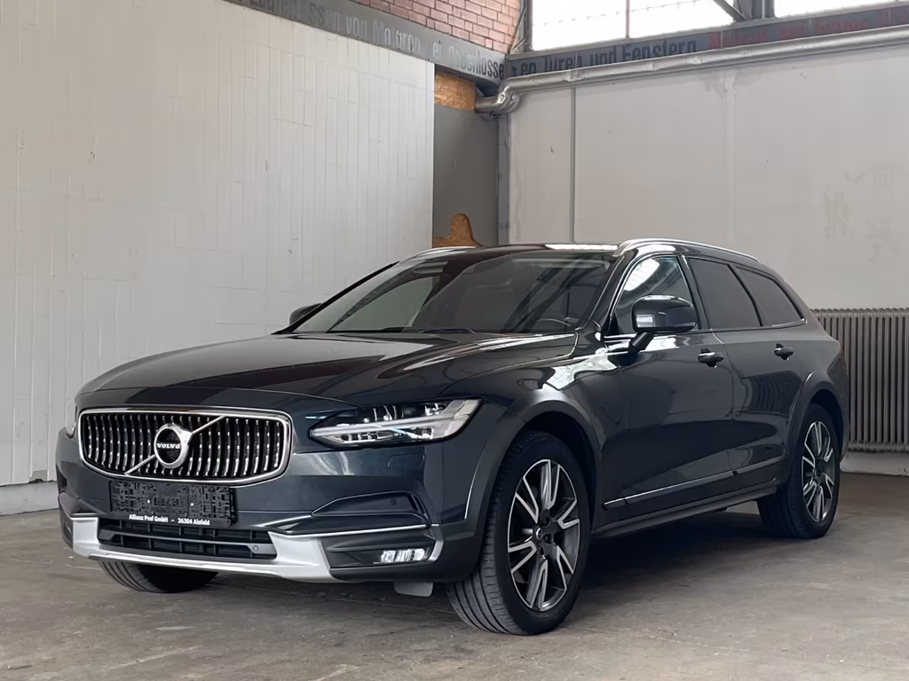Volvo V90 Cross Country