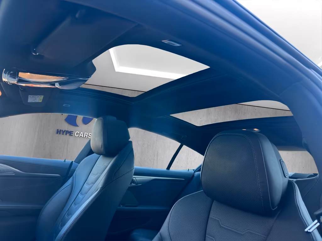 BMW 840
