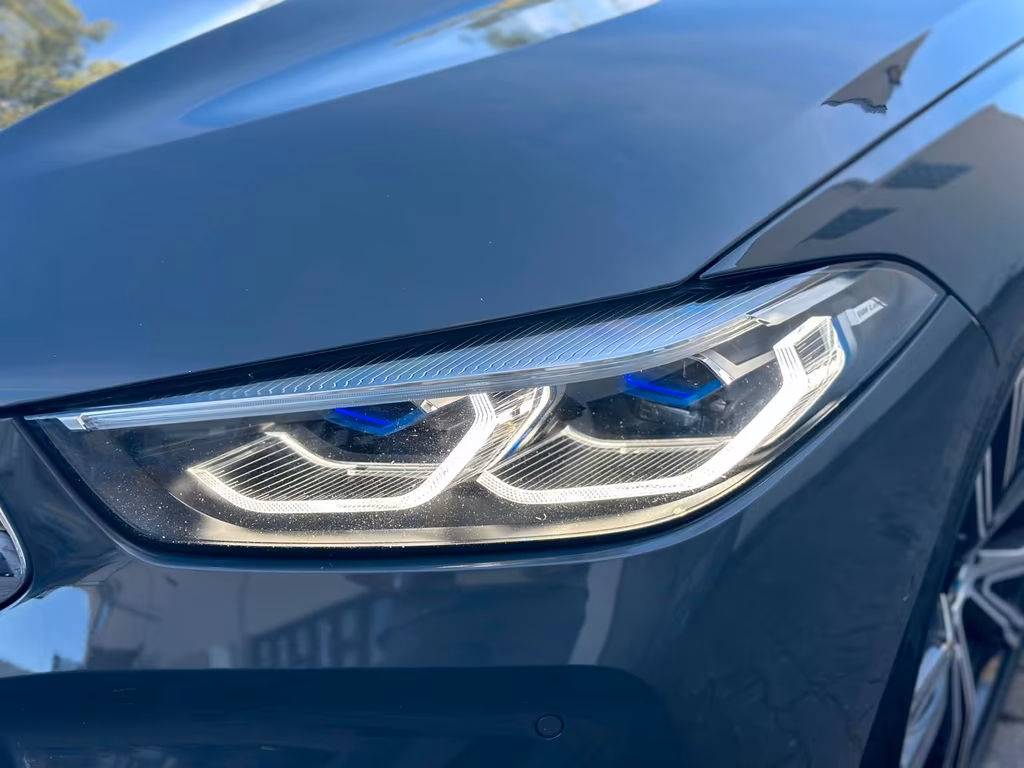 BMW 840