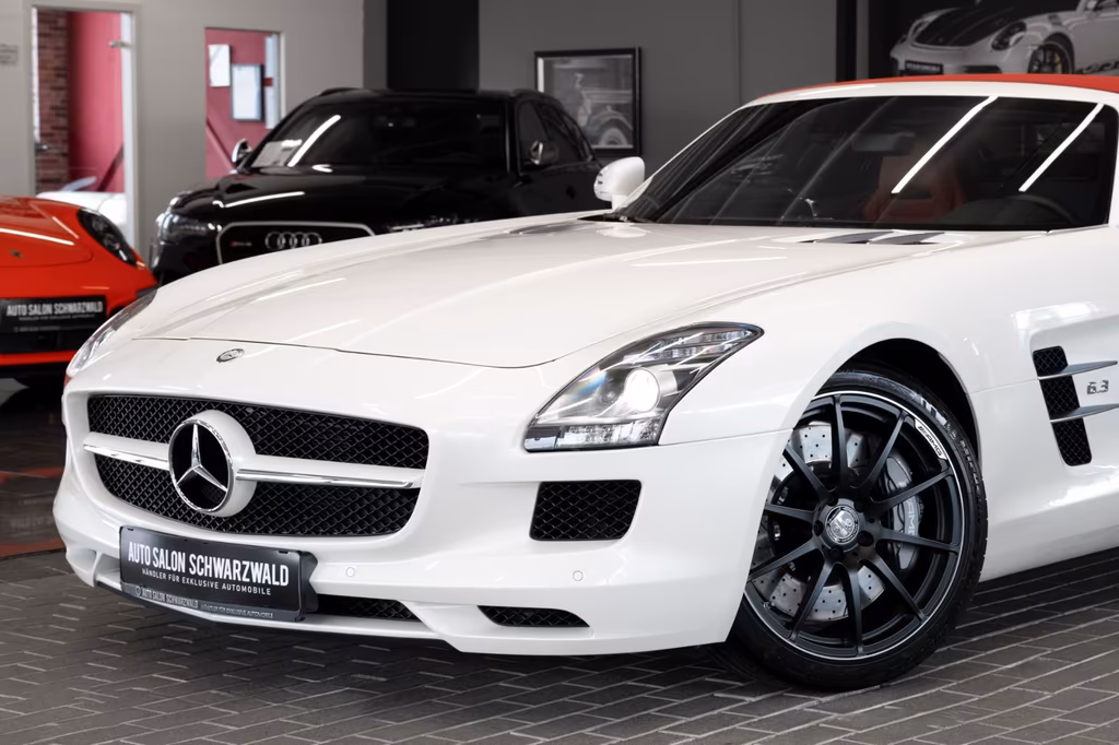 Mercedes-Benz SLS AMG