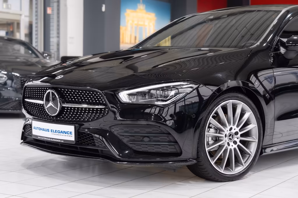 Mercedes-Benz CLA 220 Shooting Brake