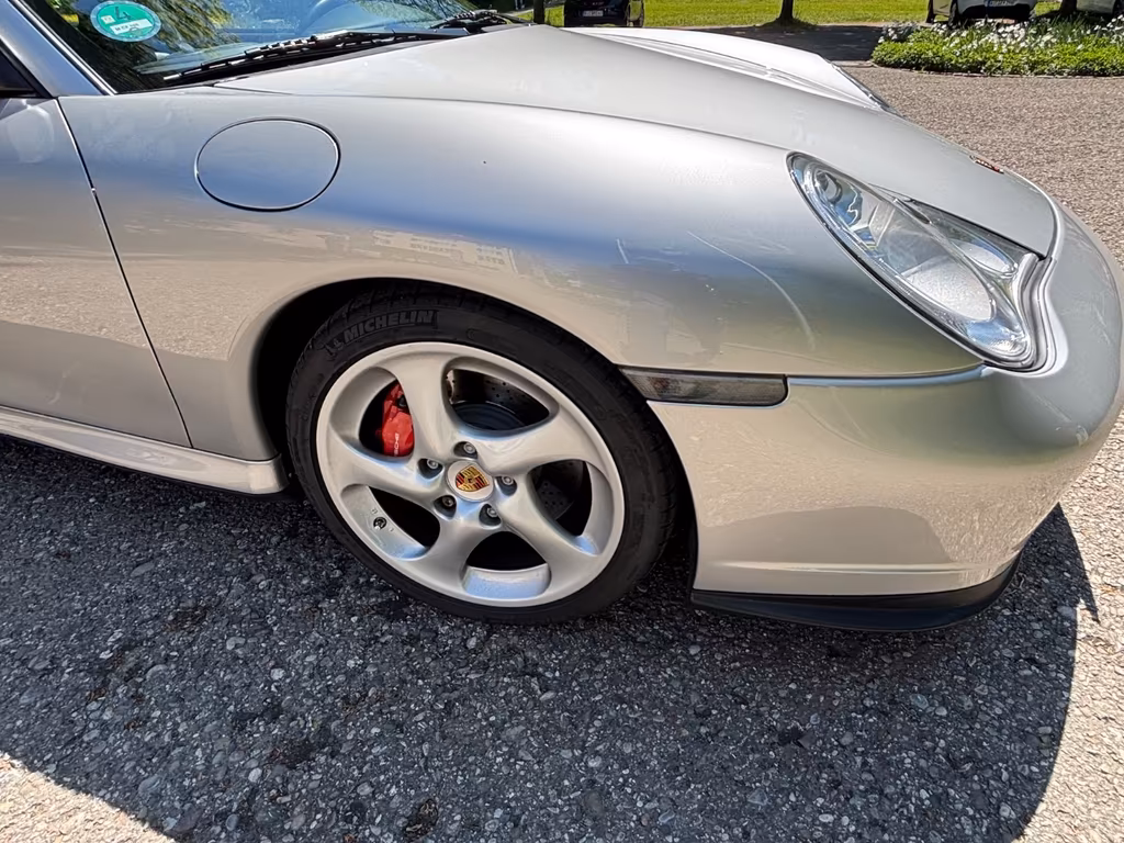 Porsche 996