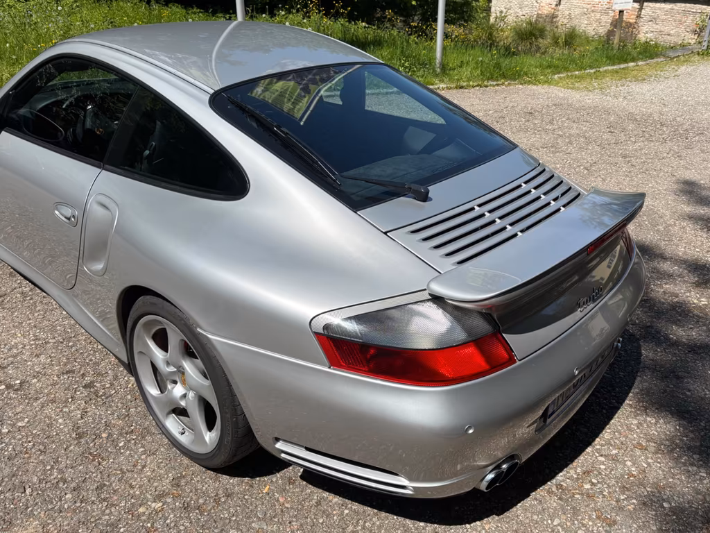 Porsche 996