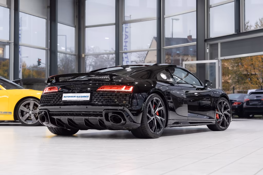 Audi R8