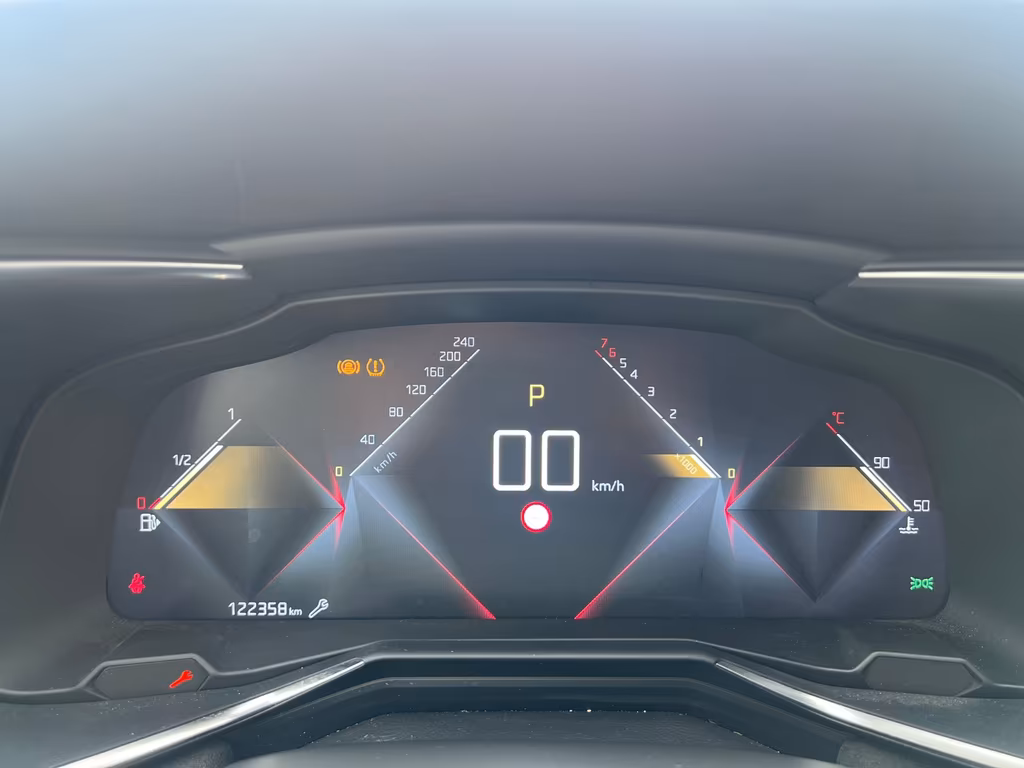 DS Automobiles DS9