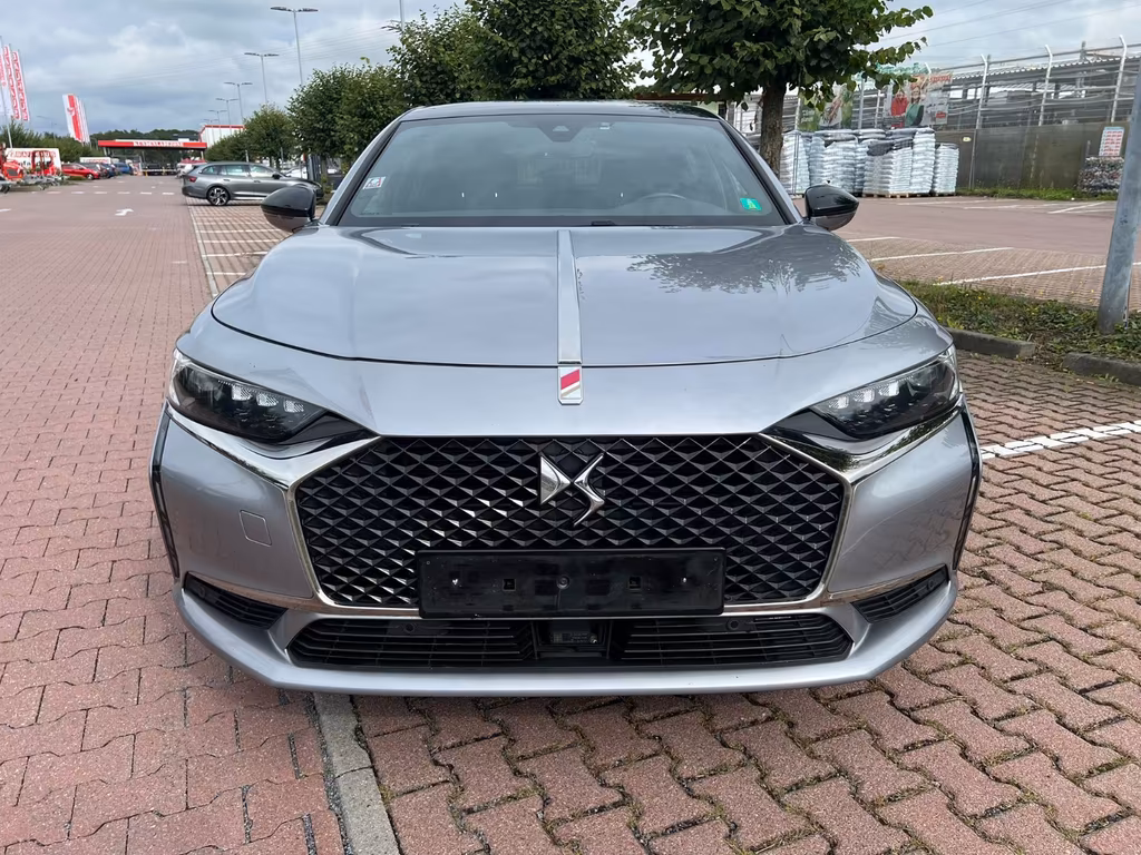 DS Automobiles DS9