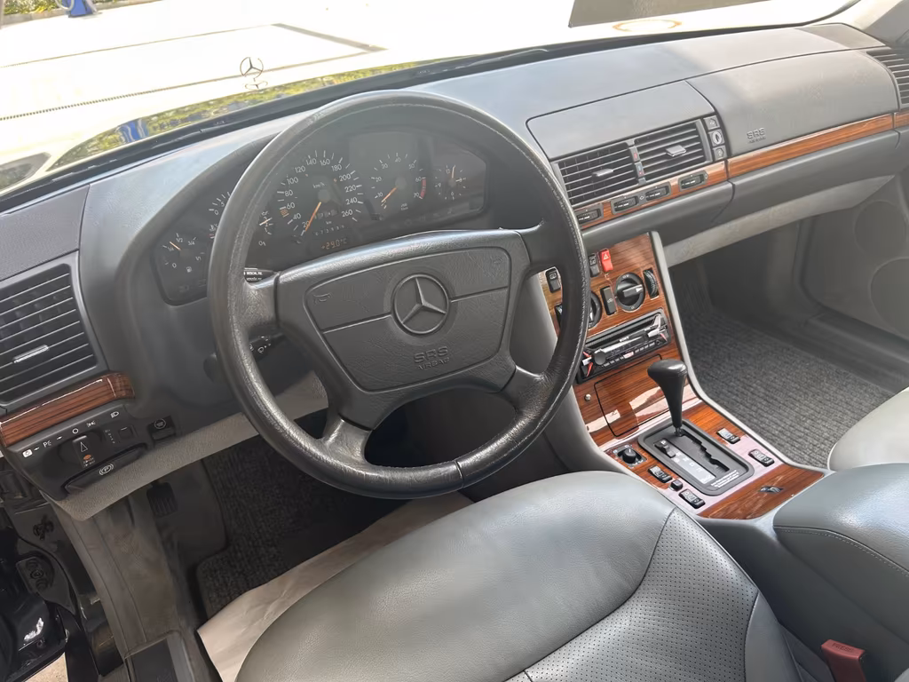 Mercedes-Benz 400