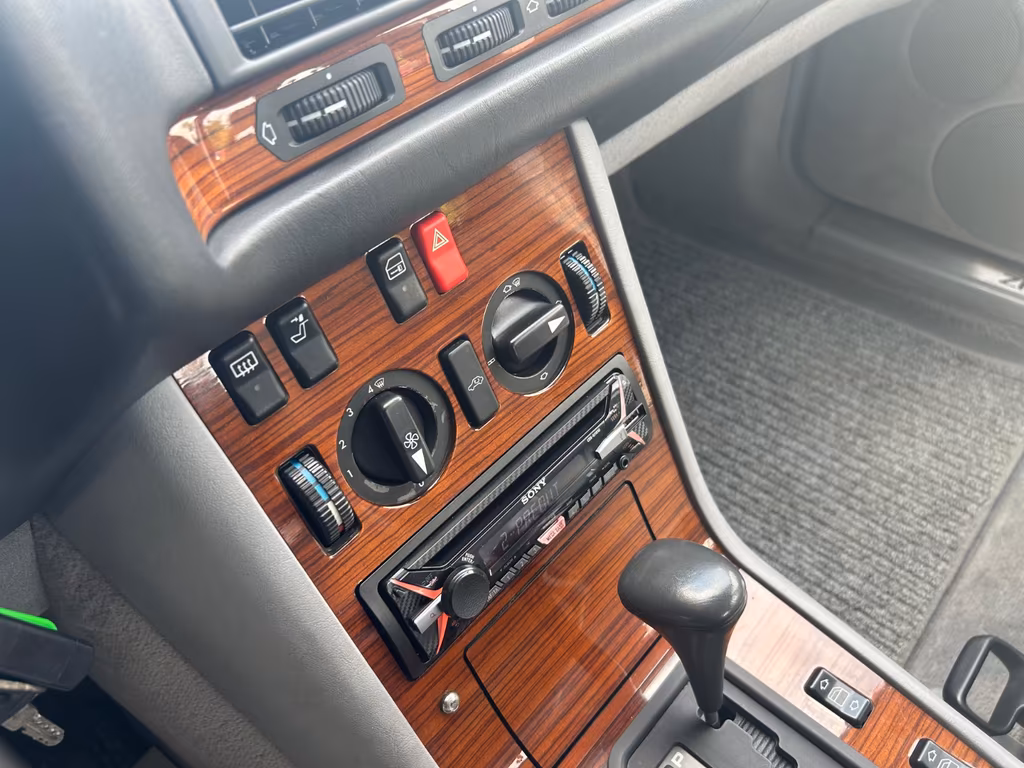 Mercedes-Benz 400