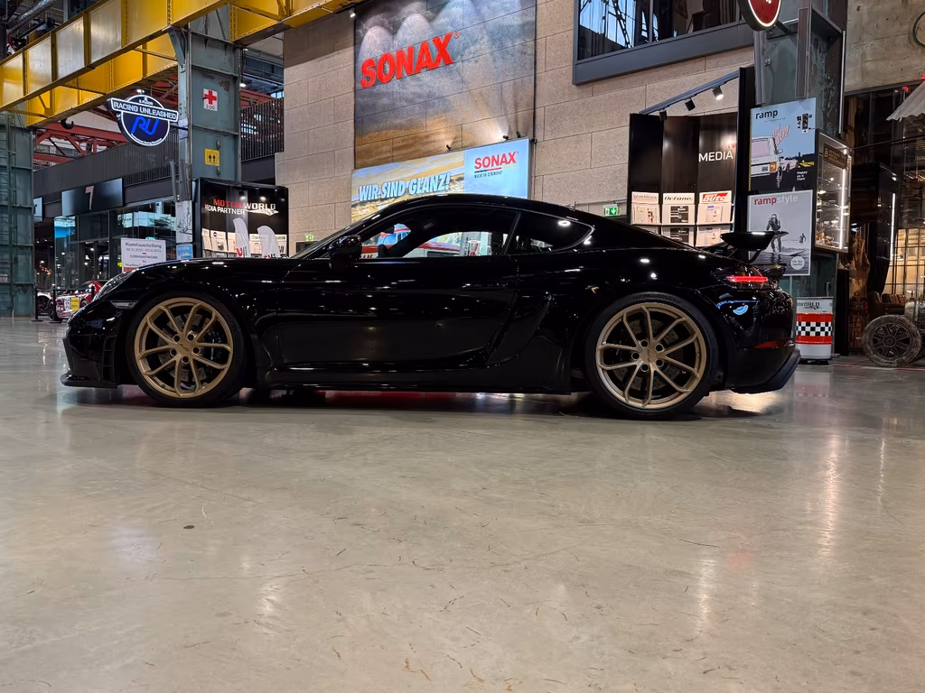 Porsche Cayman