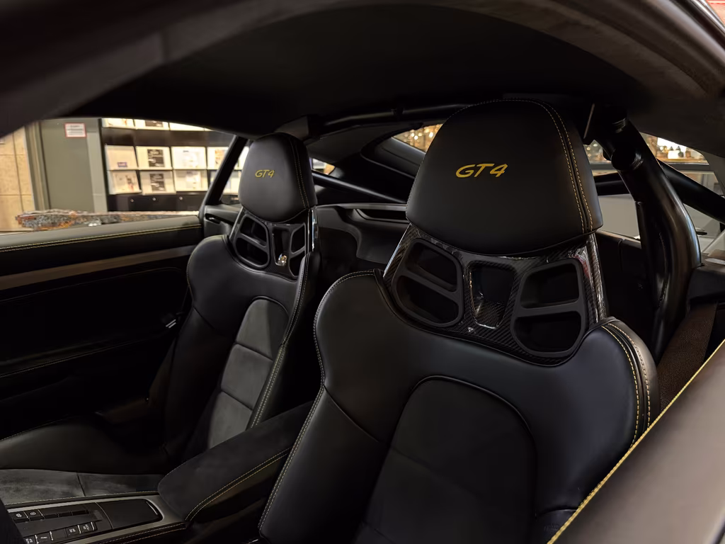 Porsche Cayman