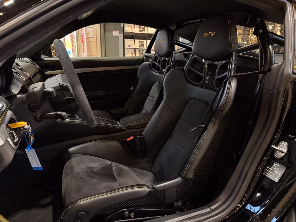 Porsche Cayman