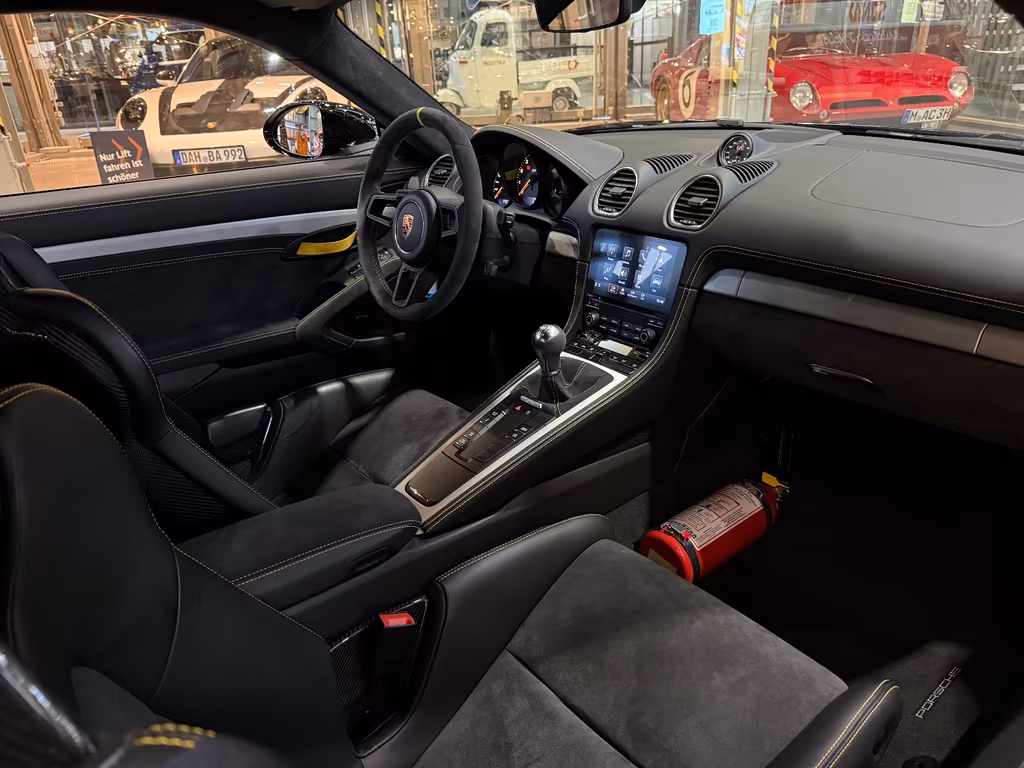 Porsche Cayman